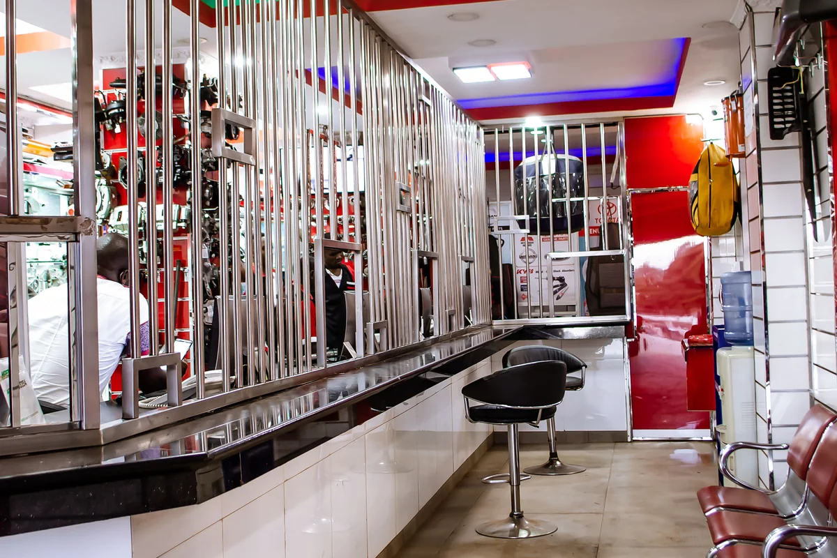 Shop counter